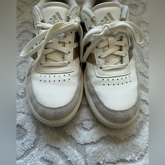 Adidas Womens Courtblock Sneakers 👟 SIZE 9 - Picture 2 of 13